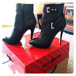 Guess booties dark brown size 9M